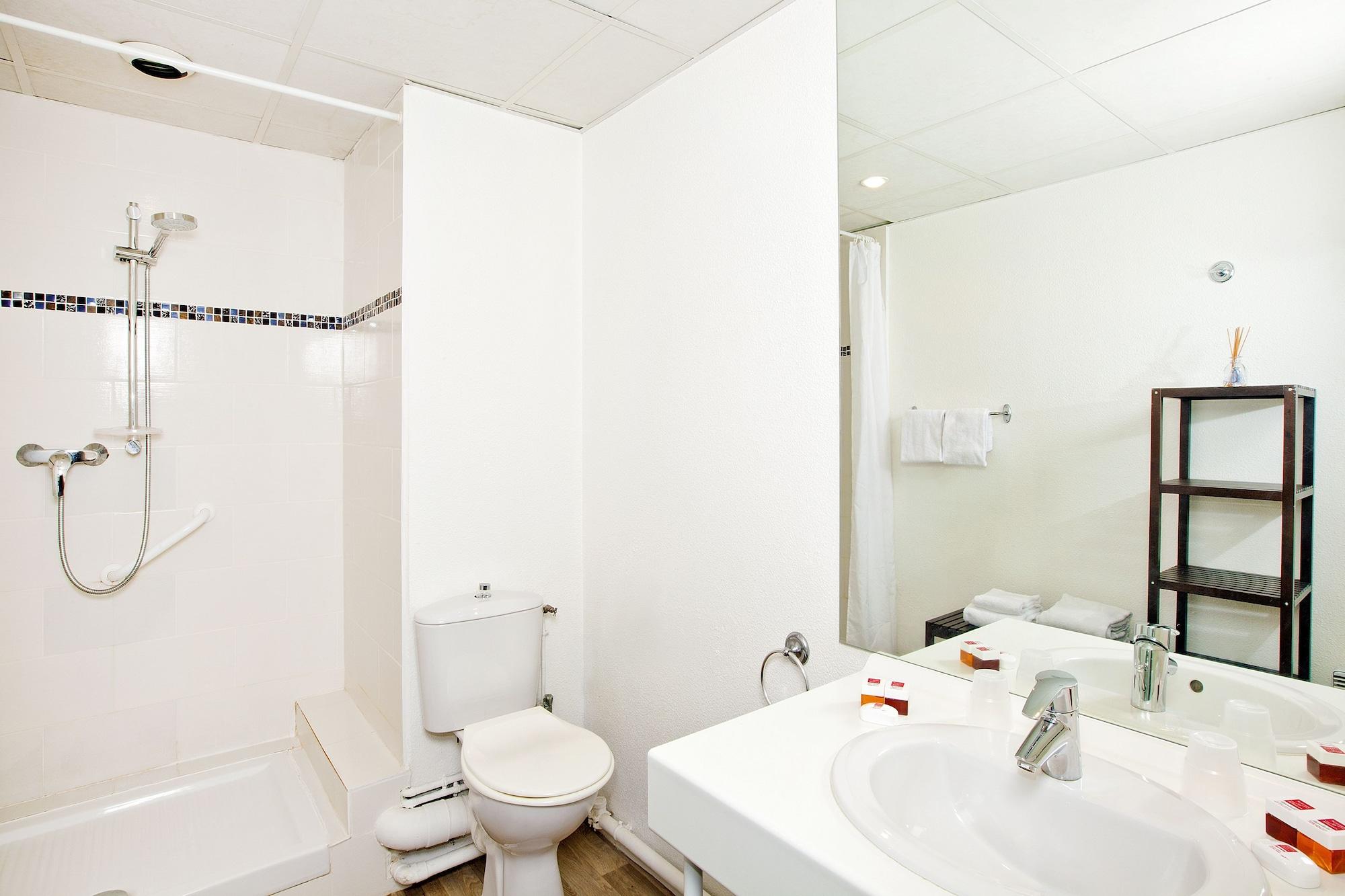 Sejours & Affaires Tours Leonard De Vinci Aparthotel Buitenkant foto